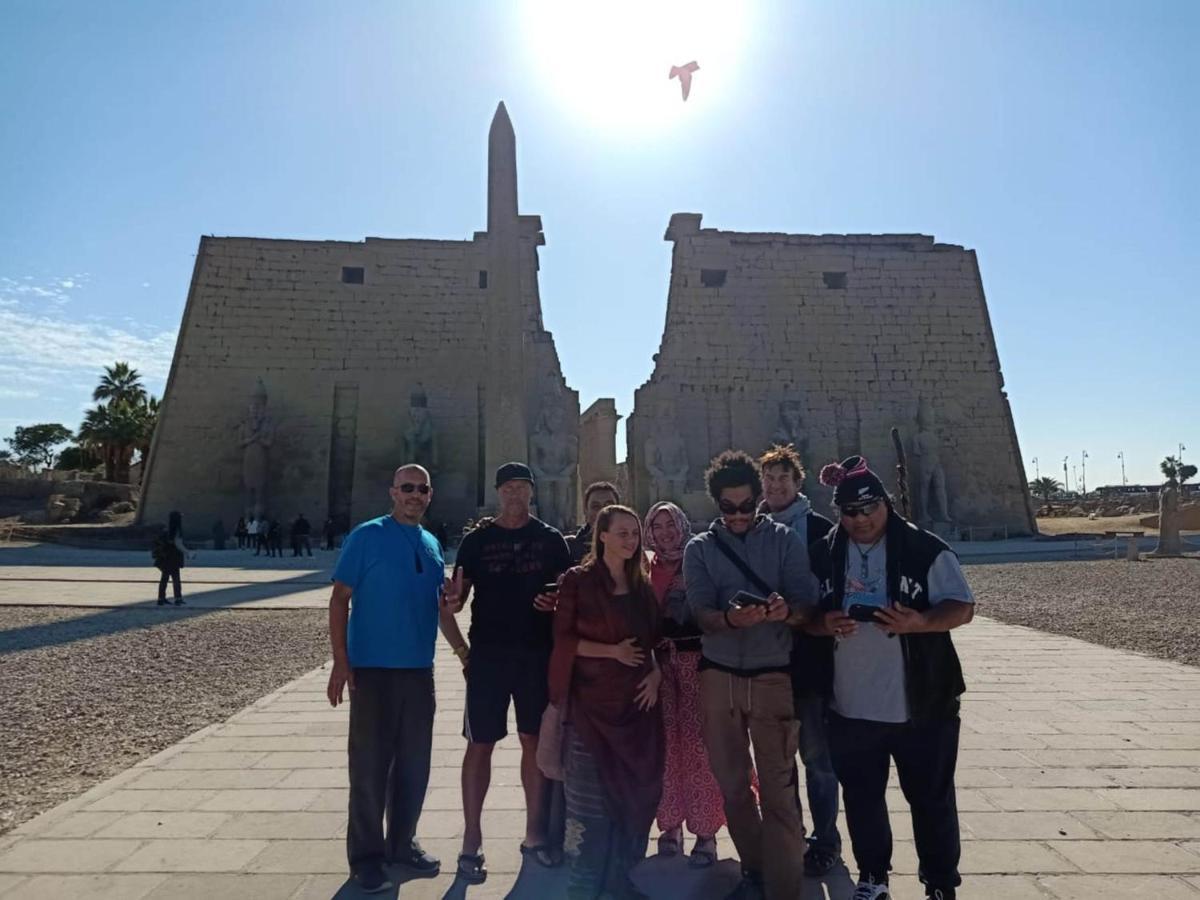 Luxor Hotel Bella Vista Apartments And Hotel ภายนอก รูปภาพ